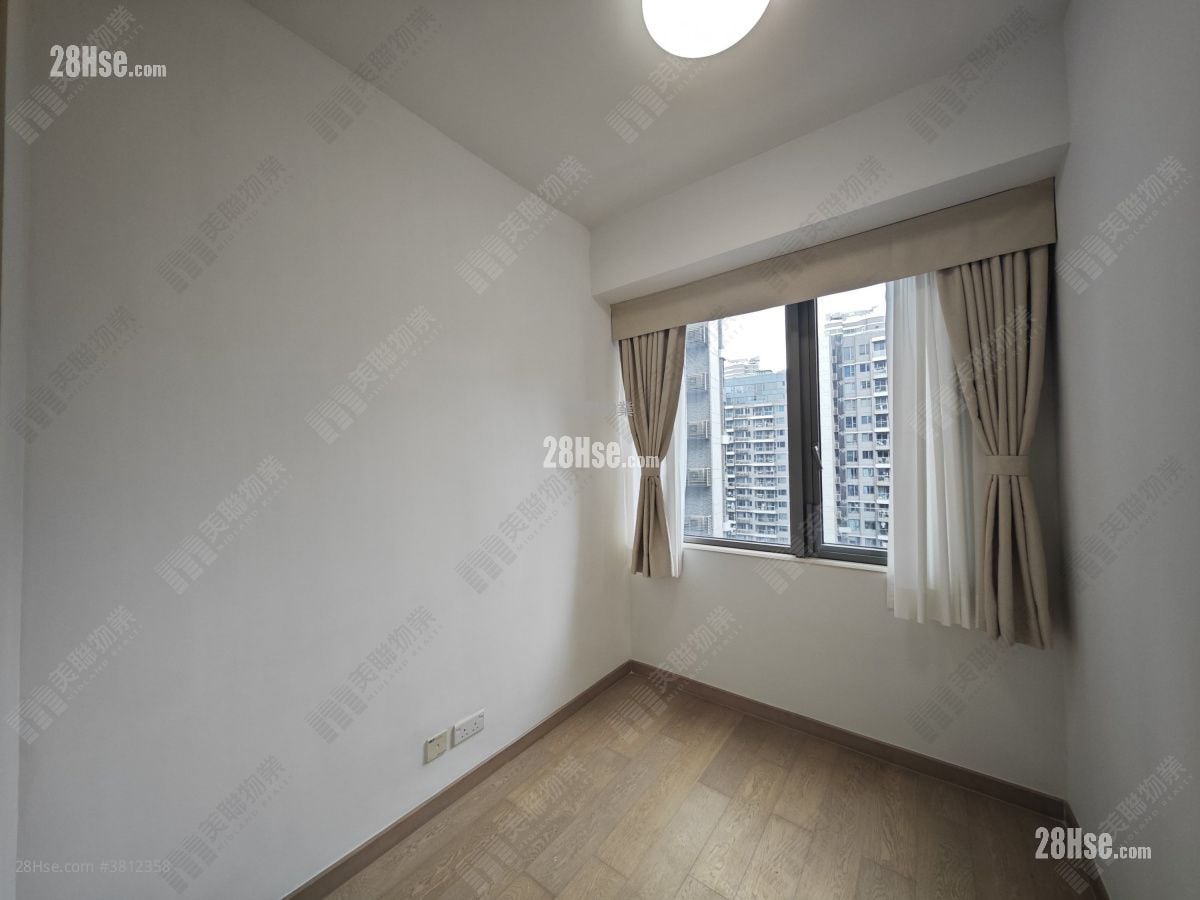 Solaria Rental 3 Bedrooms , 1 Bathroom 597 ft²