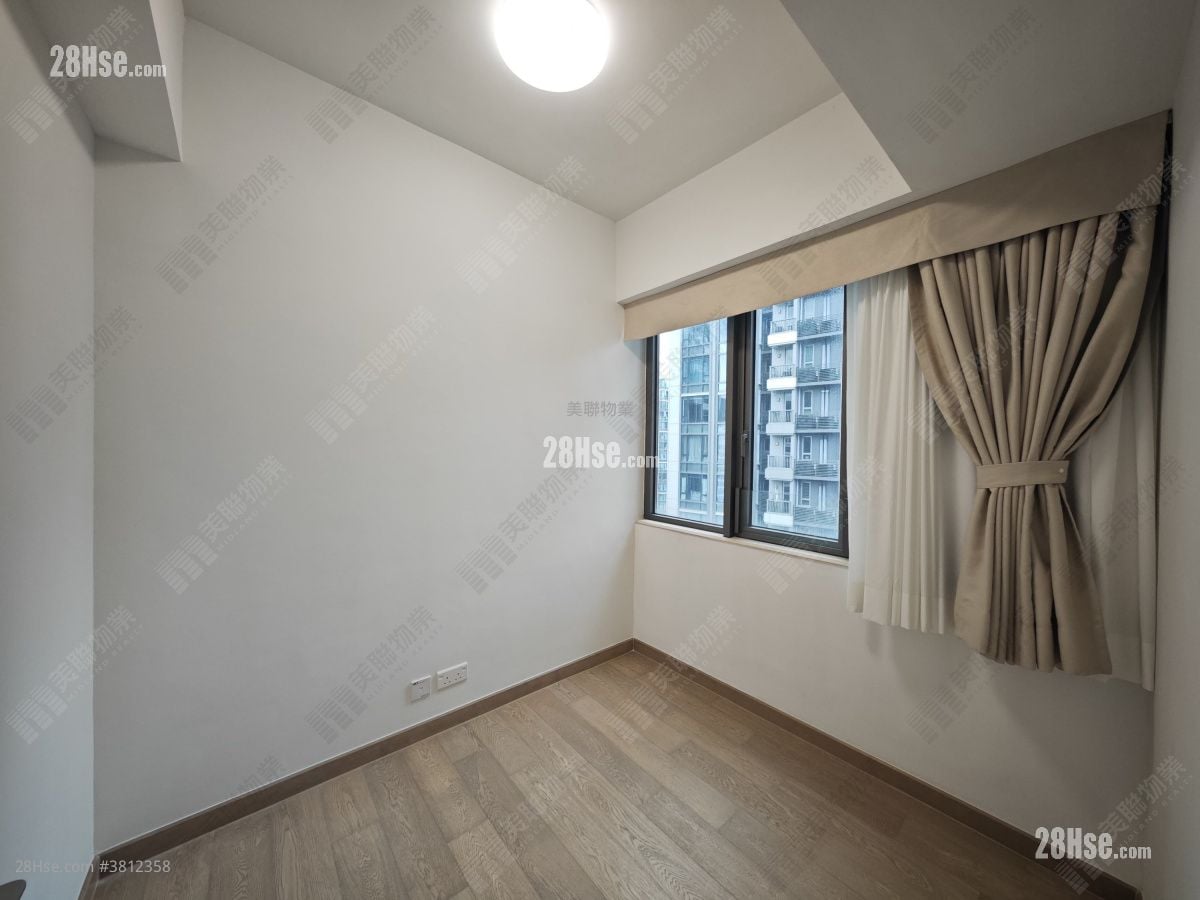 Solaria Rental 3 Bedrooms , 1 Bathroom 597 ft²