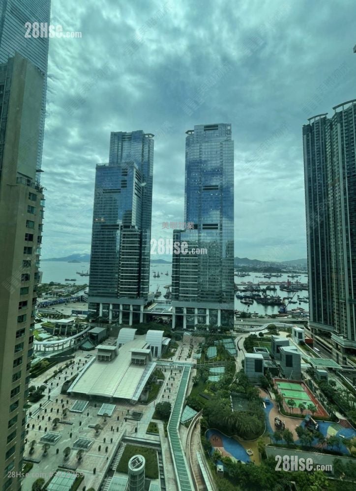 The Waterfront Rental 4 Bedrooms , 2 Bathrooms 2,011 ft²