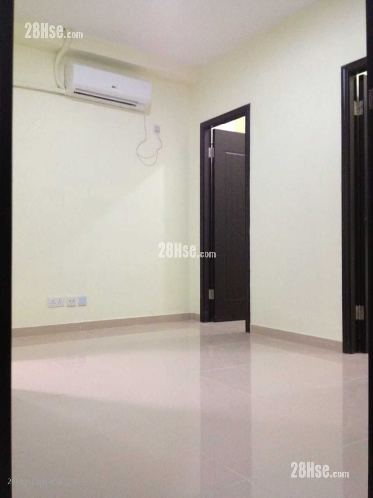 唐樓 租盤 2 房 , 1 浴室 330 平方呎