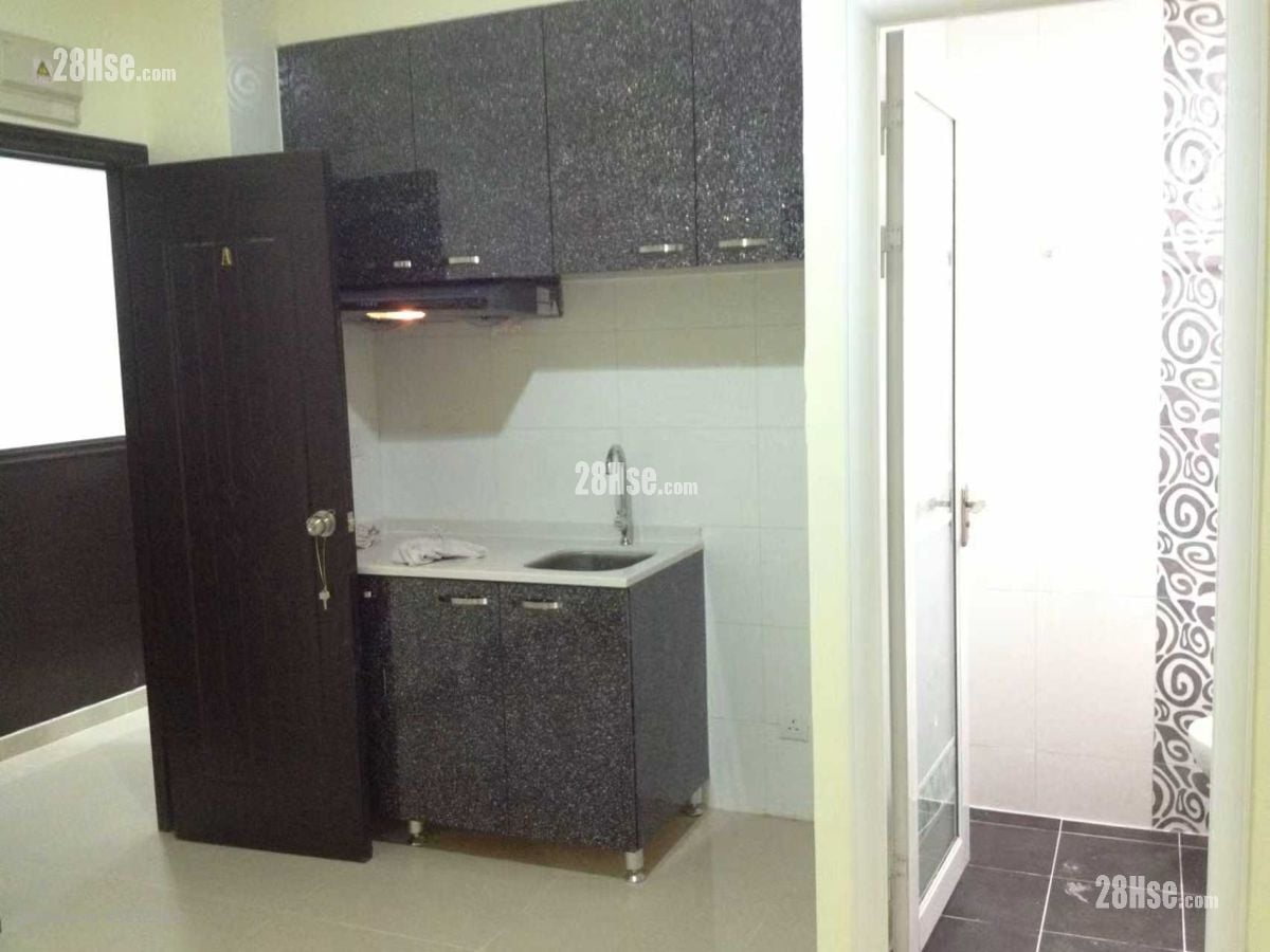 唐樓 租盤 2 房 , 1 浴室 330 平方呎