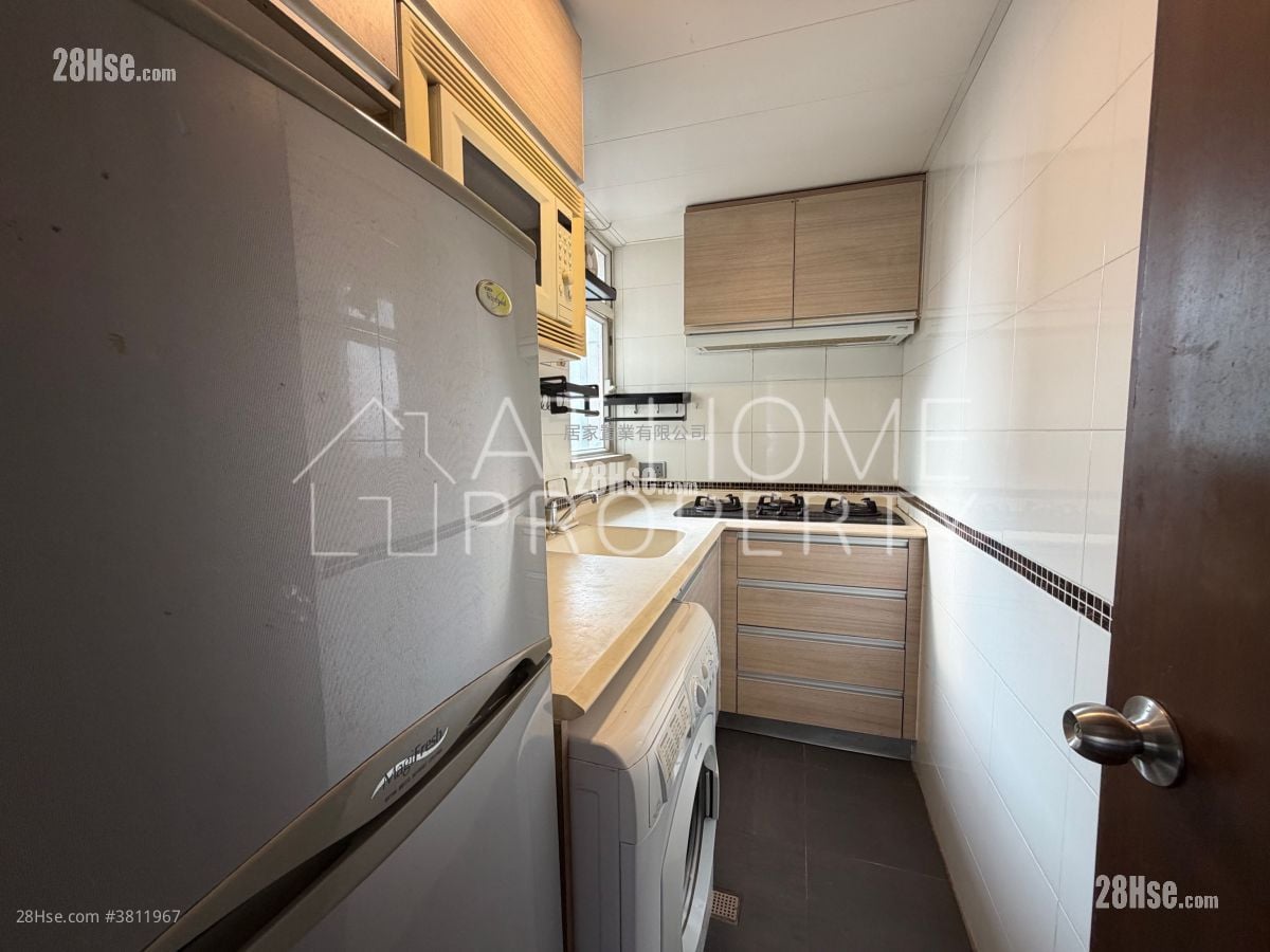 博仕台 租盘 2 房 , 1 浴室 440 平方尺