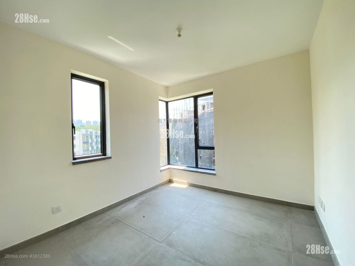 村屋 售盘 3 房 , 2 浴室 700 平方尺