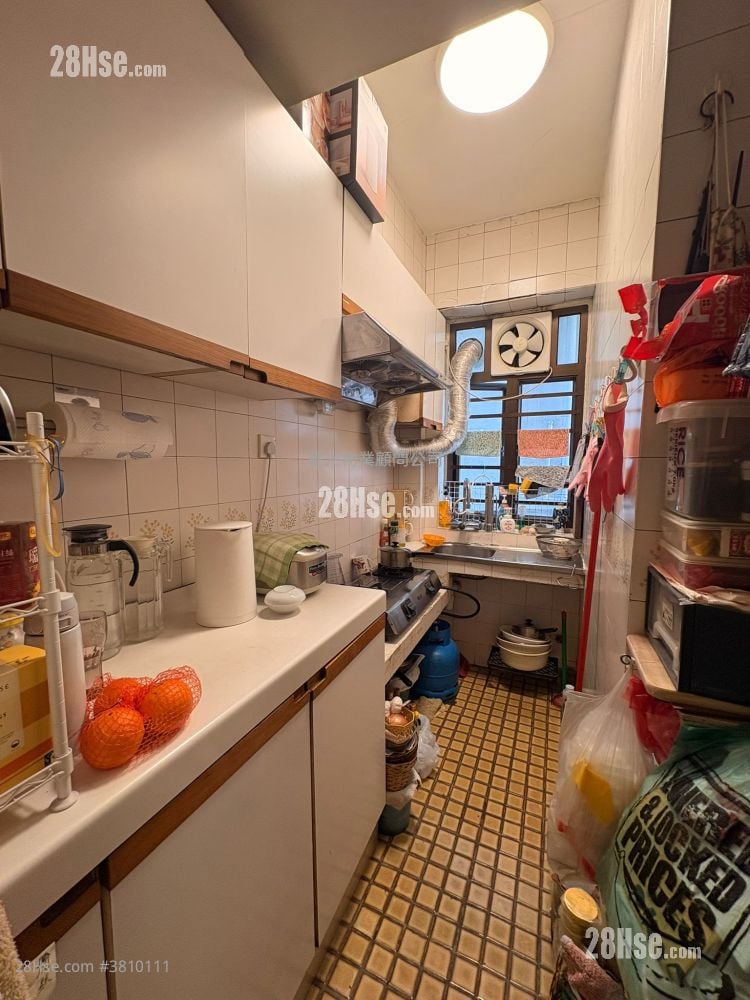 侨荣大厦 售盘 2 房 , 1 浴室 521 平方尺