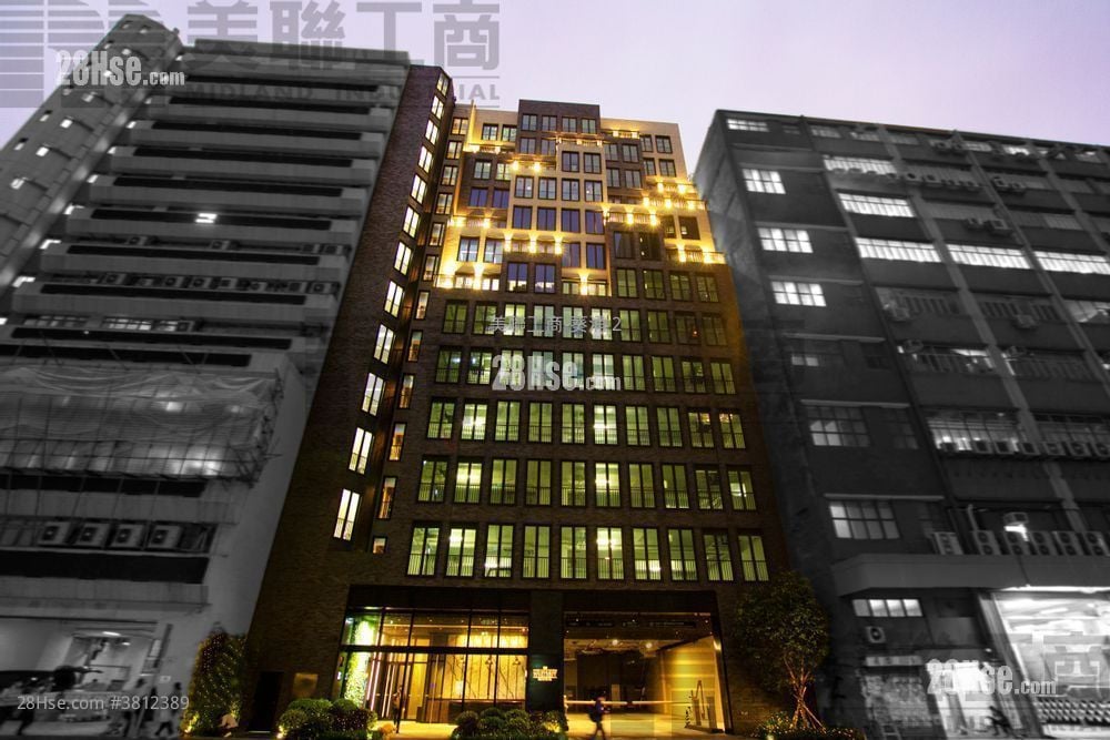 The Whitney Rental 2 Toilets