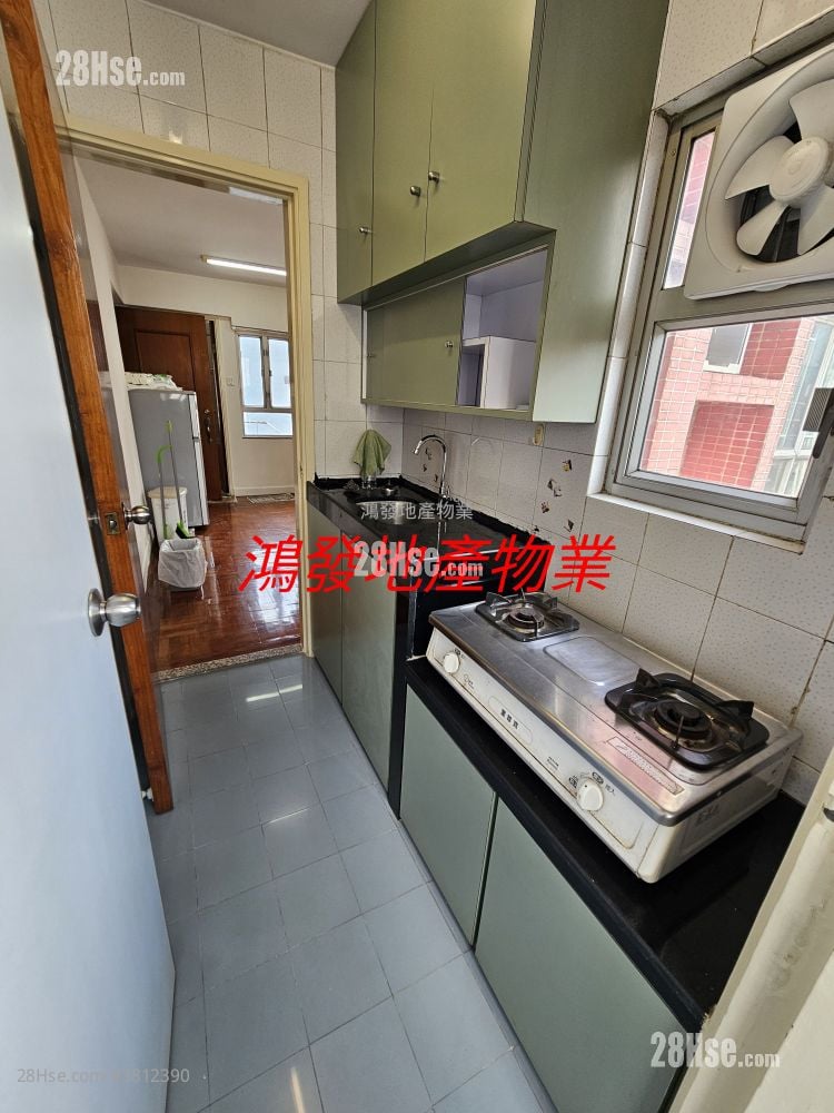 长华大厦 租盘 2 房 , 1 浴室 323 平方尺