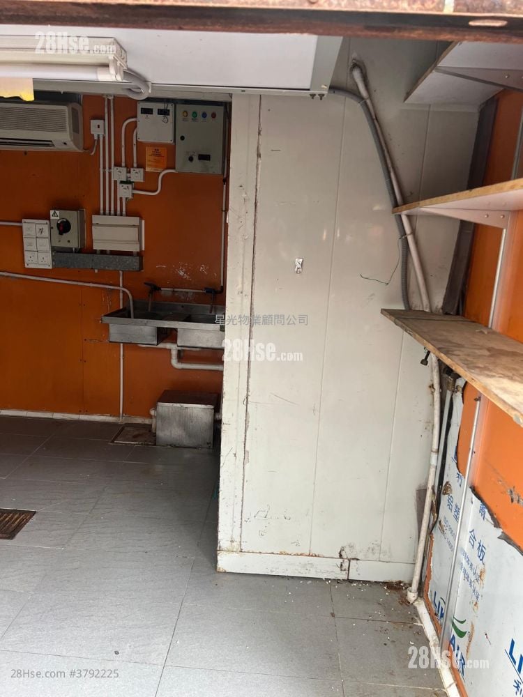 THE ZUTTEN 租盘 1 厕所 200 平方尺