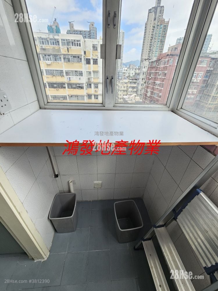 长华大厦 租盘 2 房 , 1 浴室 323 平方尺