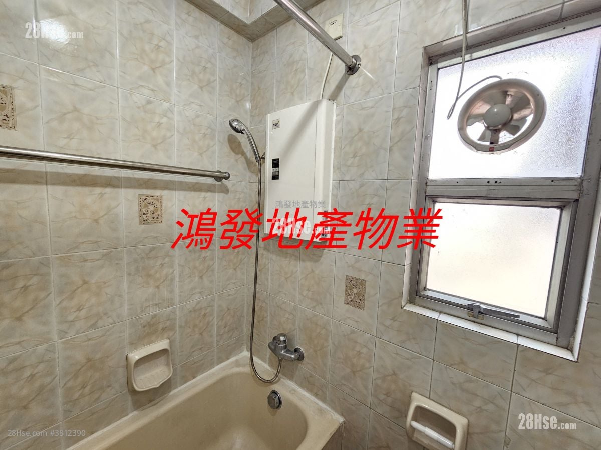 长华大厦 租盘 2 房 , 1 浴室 323 平方尺