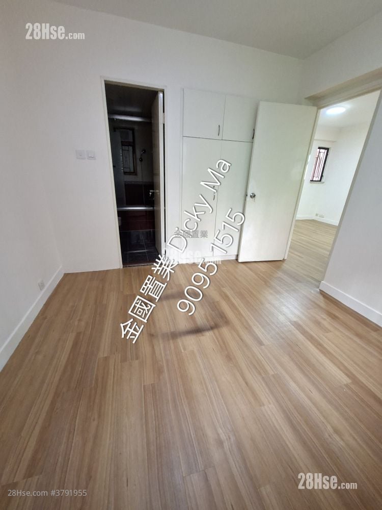 Ho On Mansion Sell 3 Bedrooms , 2 Bathrooms 753 ft²