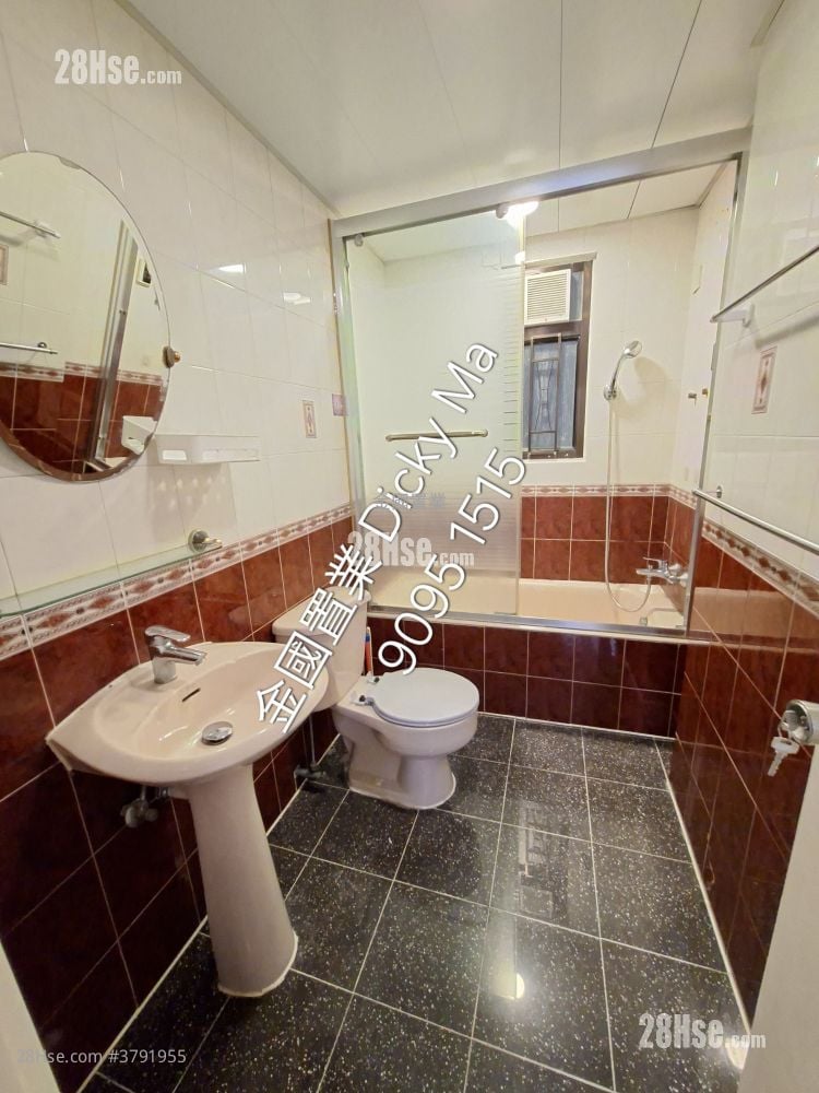 Ho On Mansion Sell 3 Bedrooms , 2 Bathrooms 753 ft²