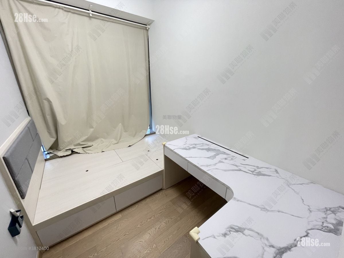 Centra Horizon Rental 3 Bedrooms , 3 Bathrooms 810 ft²