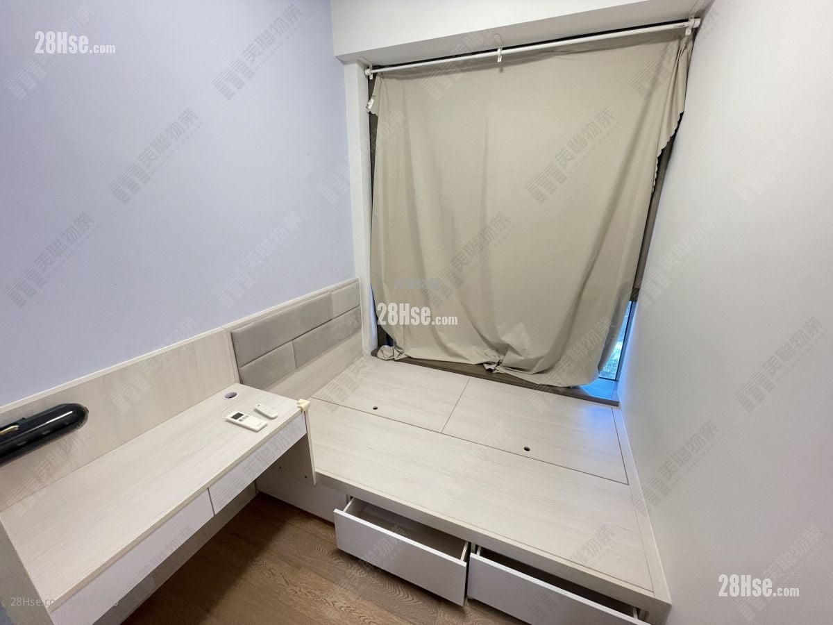 Centra Horizon Rental 3 Bedrooms , 3 Bathrooms 810 ft²