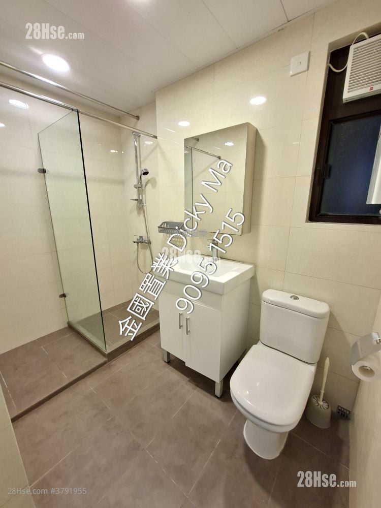 Ho On Mansion Sell 3 Bedrooms , 2 Bathrooms 753 ft²