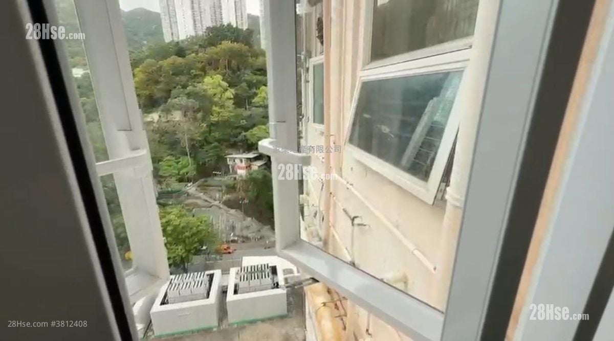 Sun Sing Buiding Sell 3 Bedrooms , 1 Bathroom 445 ft²