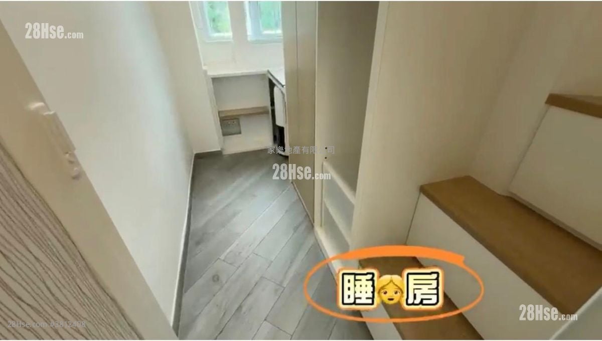 Sun Sing Buiding Sell 3 Bedrooms , 1 Bathroom 445 ft²