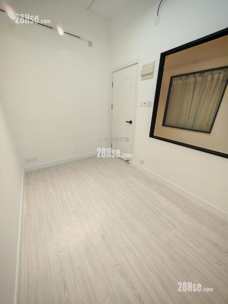 有利中心 租盤 開放式間隔