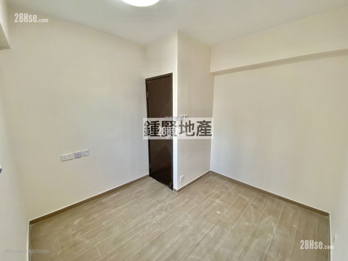 Hong Keung Mansion Sell 3 Bedrooms , 1 Bathroom 506 ft²
