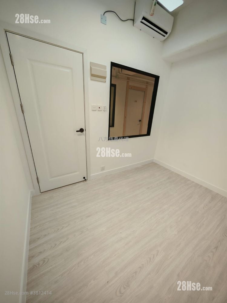 有利中心 租盤 開放式間隔