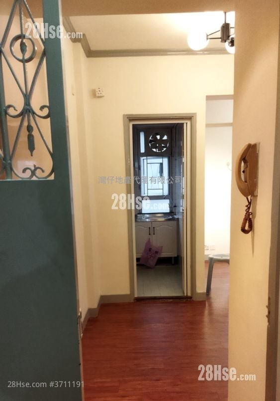 维新大厦 售盘 2 房 , 1 浴室 371 平方尺