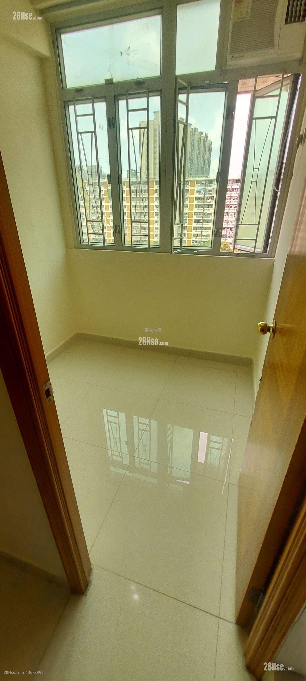 19 Pak Tai Street Rental Studio , 1 Bathroom 120 ft²