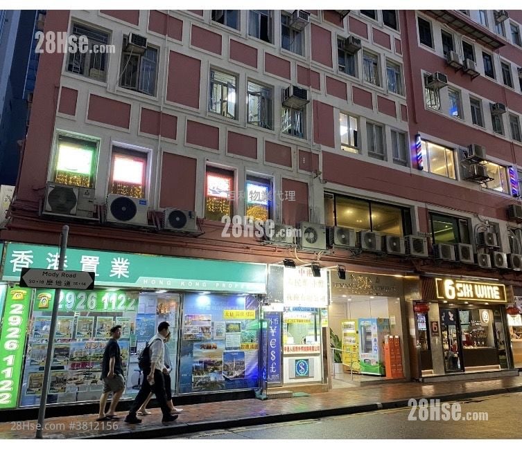 半岛大厦 售盘 3 房 , 2 浴室 734 平方尺