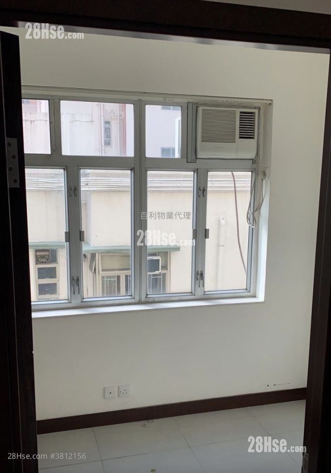 半岛大厦 售盘 3 房 , 2 浴室 734 平方尺