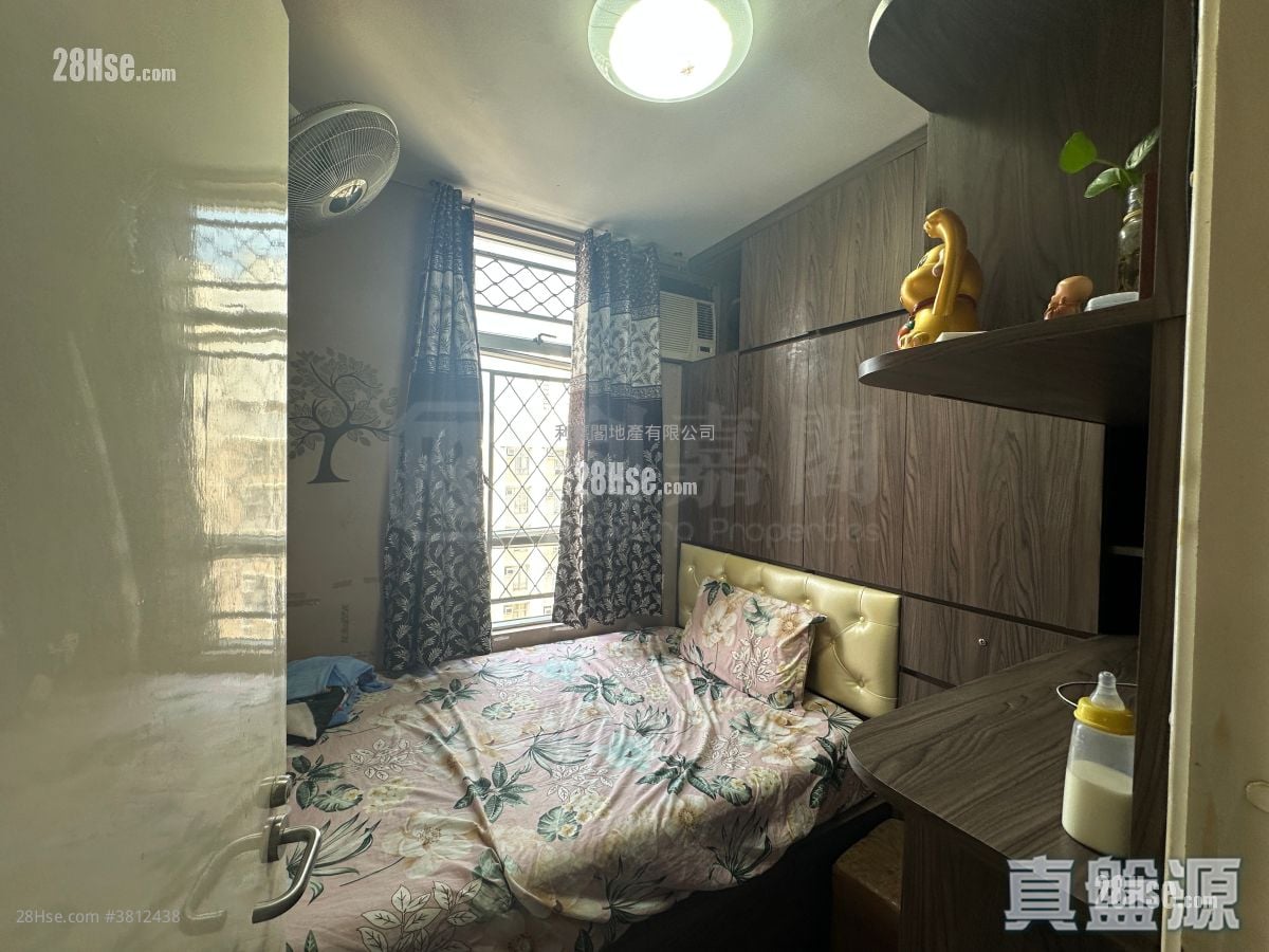 Tin Chung Court Sell 650 ft²