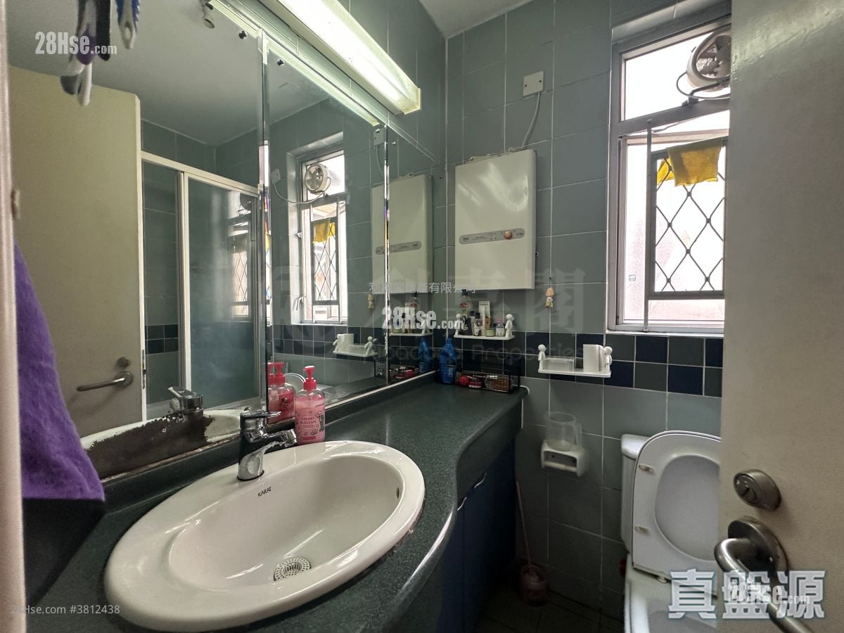 Tin Chung Court Sell 650 ft²