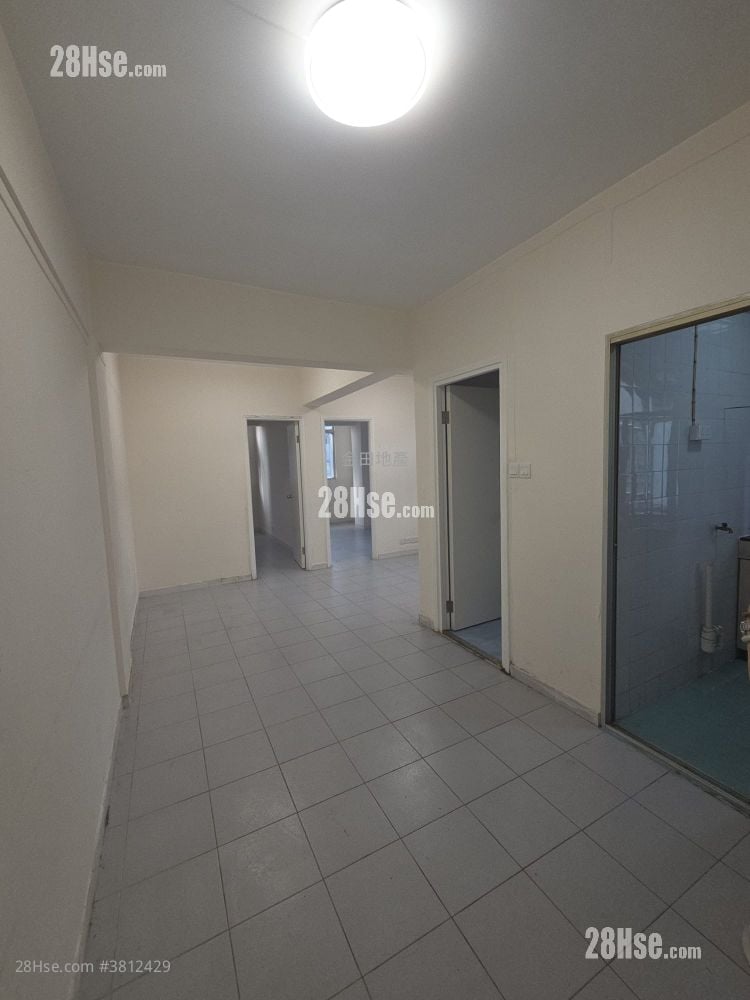 軒尼詩大廈 售盤 2 房 , 1 浴室 568 平方呎