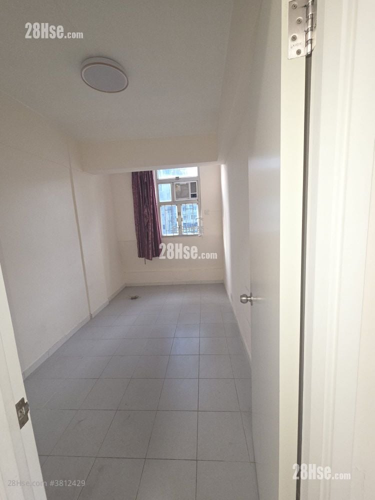 軒尼詩大廈 售盤 2 房 , 1 浴室 568 平方呎