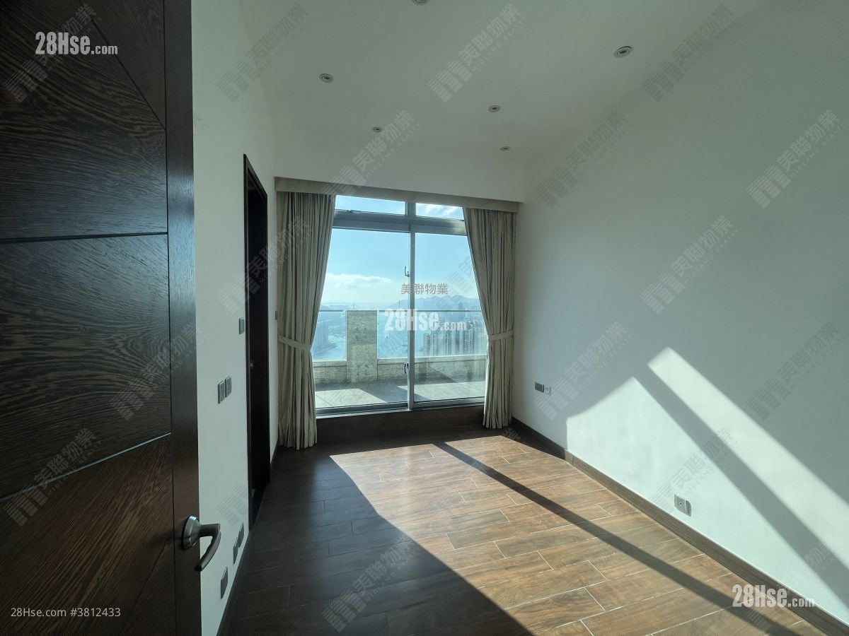 御凱 售盤 4 房 , 5+ 浴室 2,102 平方呎