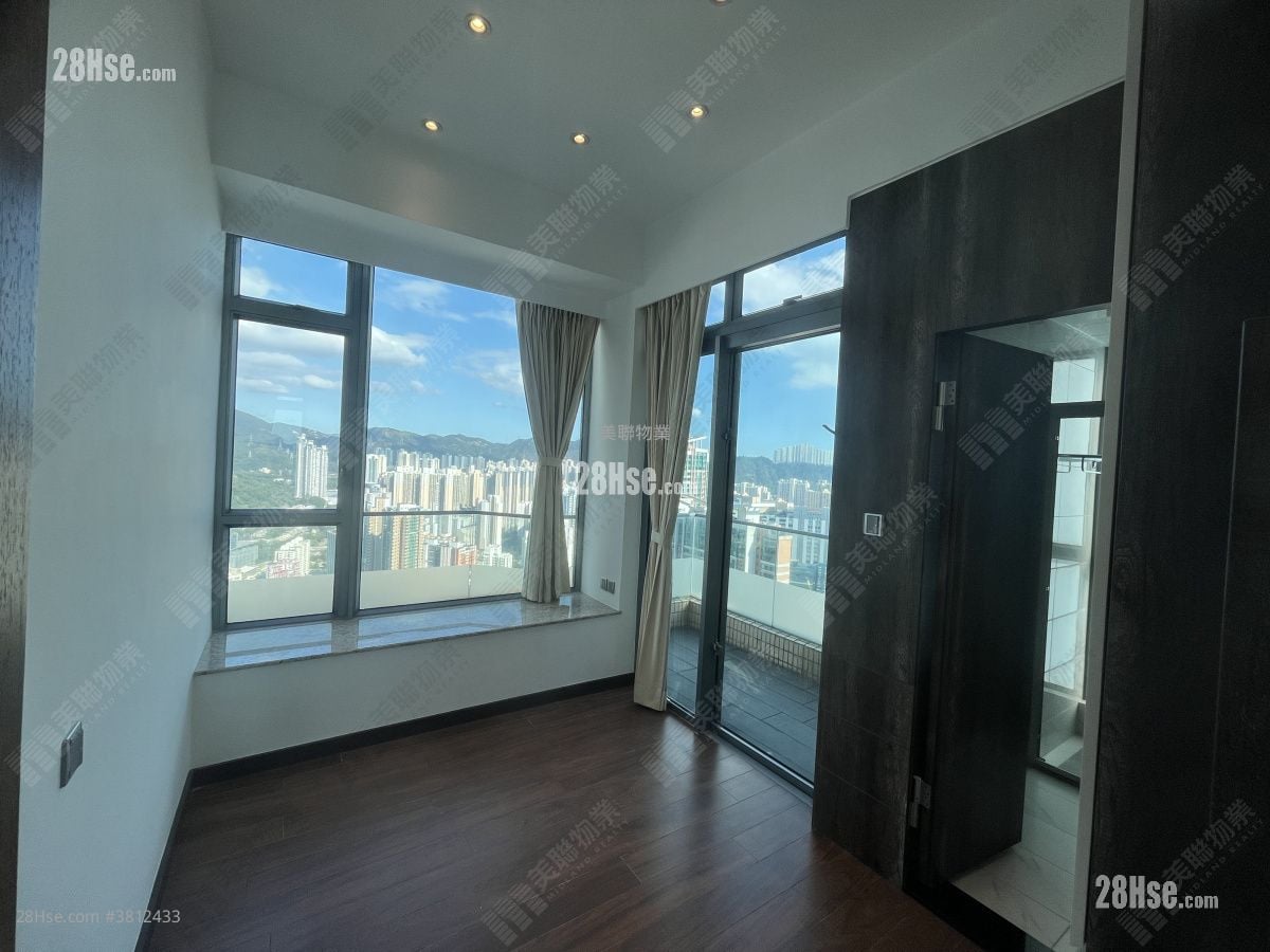 御凱 售盤 4 房 , 5+ 浴室 2,102 平方呎