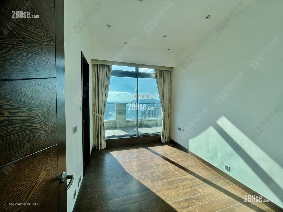 御凱 售盤 4 房 , 5+ 浴室 2,102 平方呎