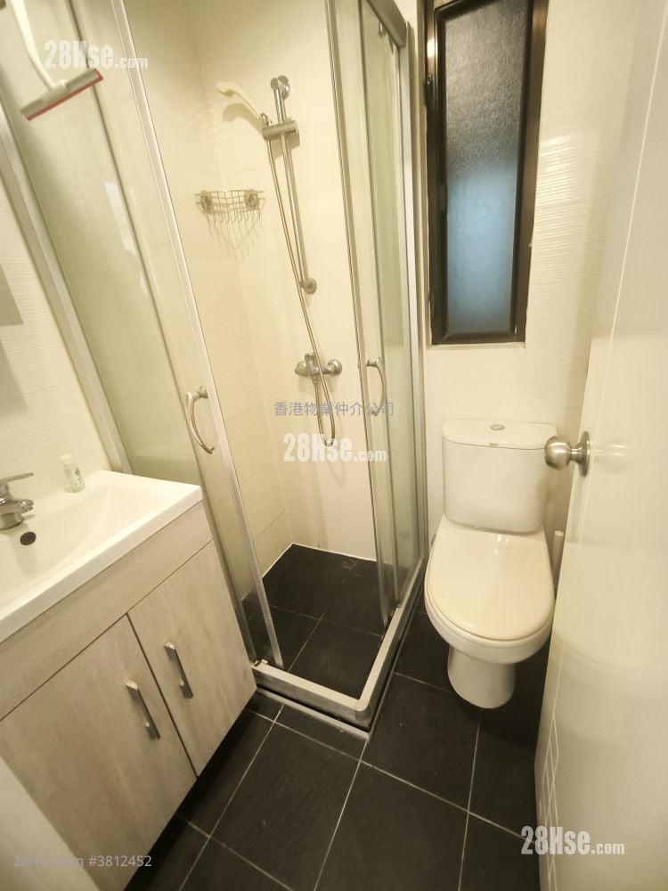 麗園大廈 租盤 2 房 , 1 浴室 374 平方呎