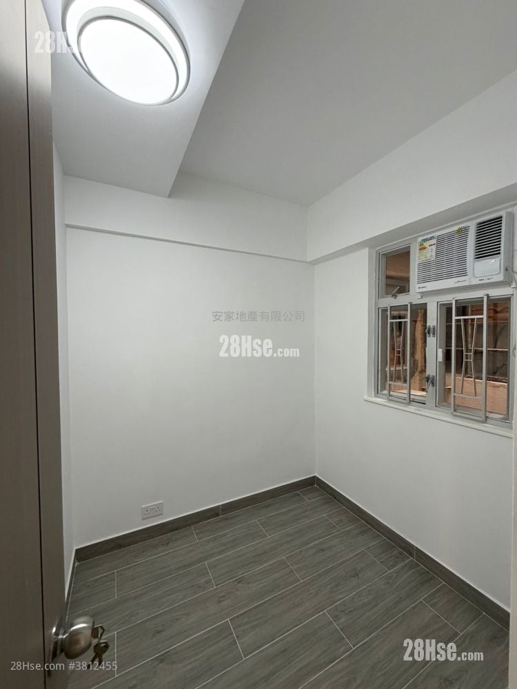 Peony House Sell 3 Bedrooms 395 ft²