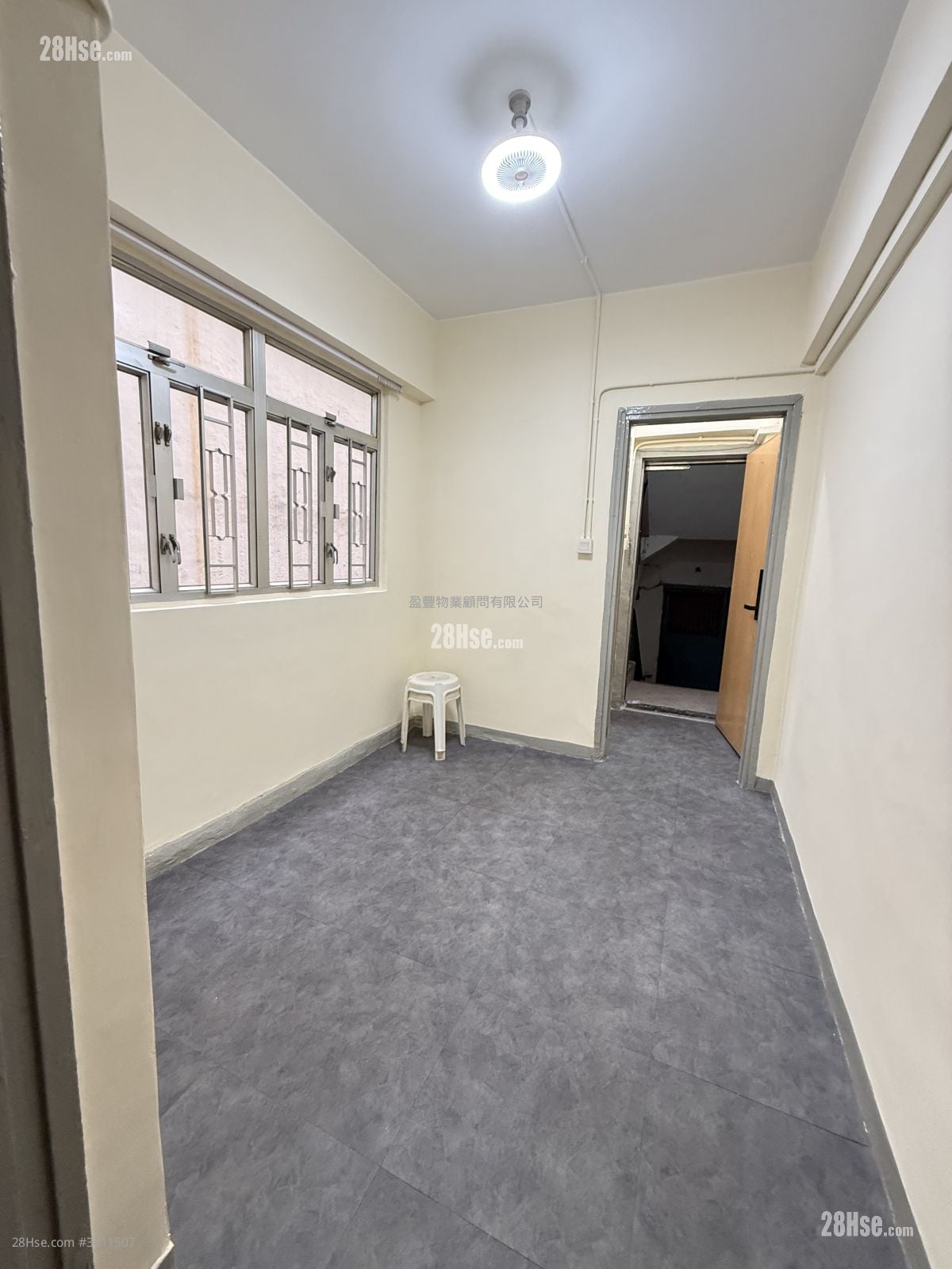 駱克道252號 售盤 1 房 , 1 浴室 226 平方呎