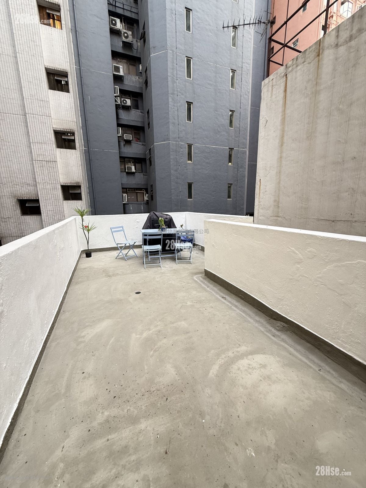 駱克道252號 售盤 1 房 , 1 浴室 226 平方呎