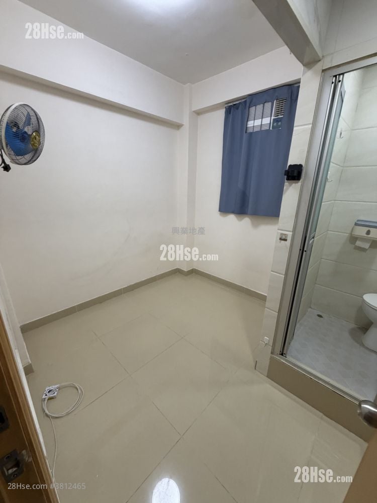 仁安大廈 租盤 開放式間隔 , 1 浴室 100 平方呎