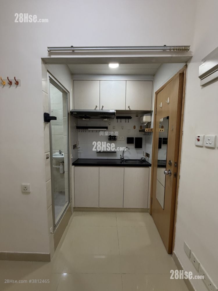 仁安大廈 租盤 開放式間隔 , 1 浴室 100 平方呎