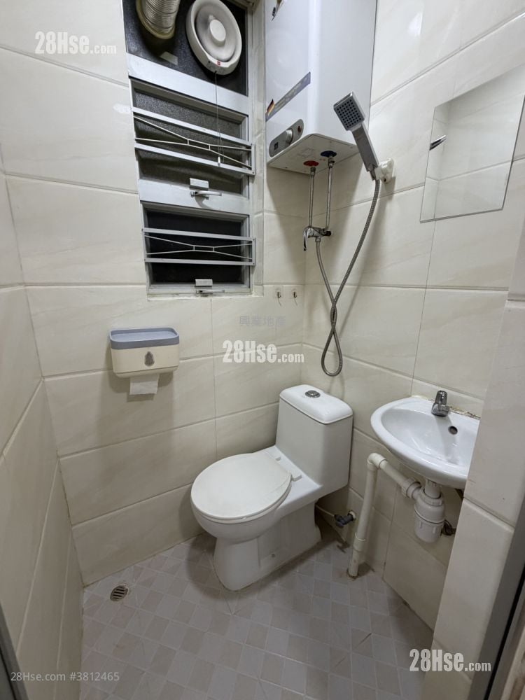 仁安大廈 租盤 開放式間隔 , 1 浴室 100 平方呎