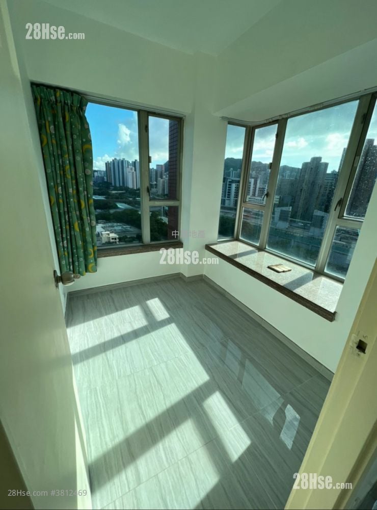 叠茵庭 售盤 2 房 376 平方呎