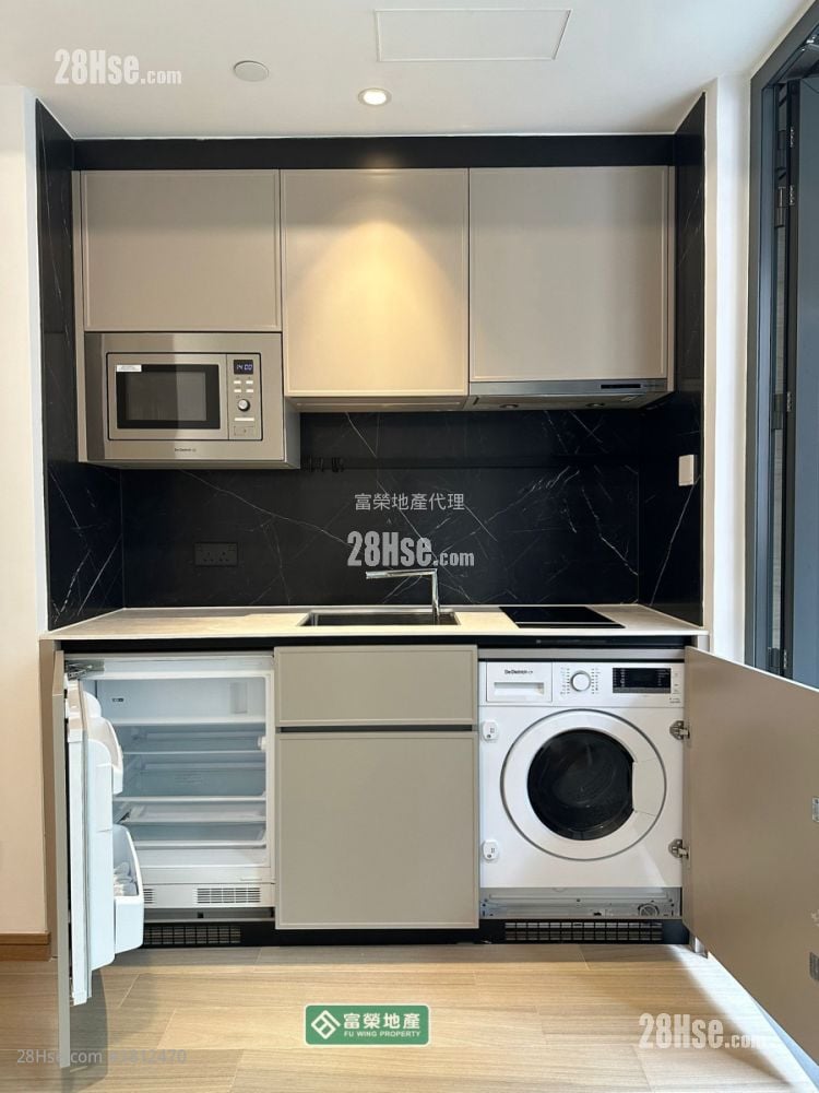 Uptify Sell Studio , 1 Bathroom 172 ft²