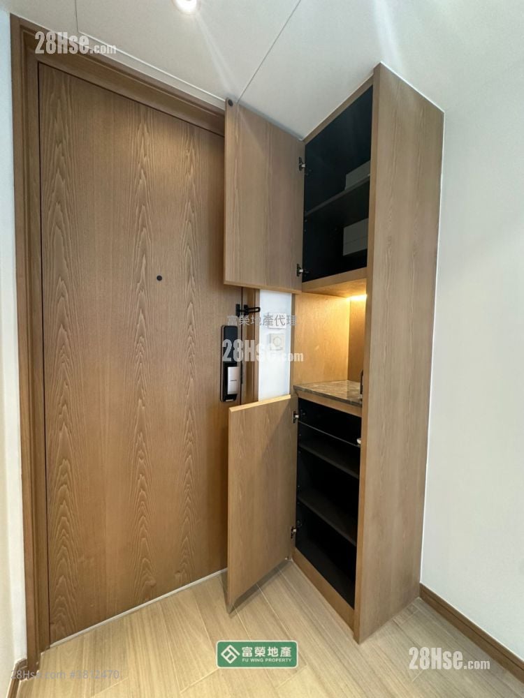 Uptify Sell Studio , 1 Bathroom 172 ft²