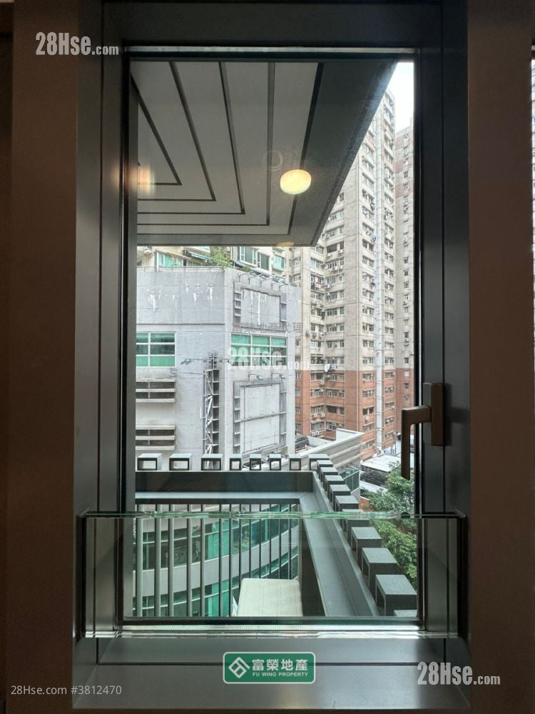 Uptify Sell Studio , 1 Bathroom 172 ft²