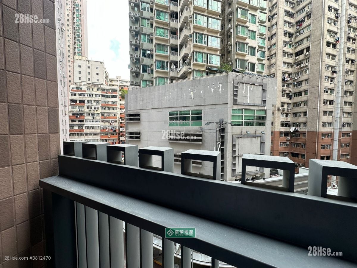 Uptify Sell Studio , 1 Bathroom 172 ft²