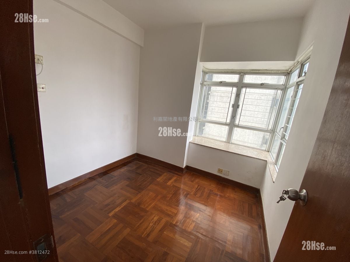 嘉湖山莊 售盤 3 房 548 平方呎