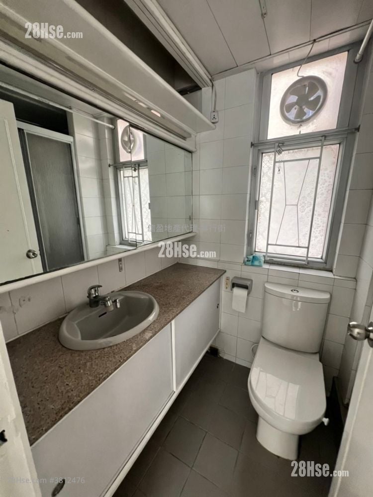 Viking Garden Rental 2 Bedrooms , 1 Bathroom 422 ft²