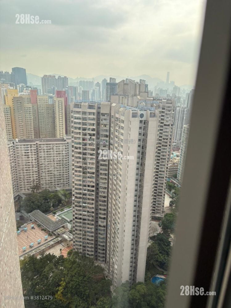 Fung Tak Estate Sell 1 Bedroom , 1 Bathroom 443 ft²