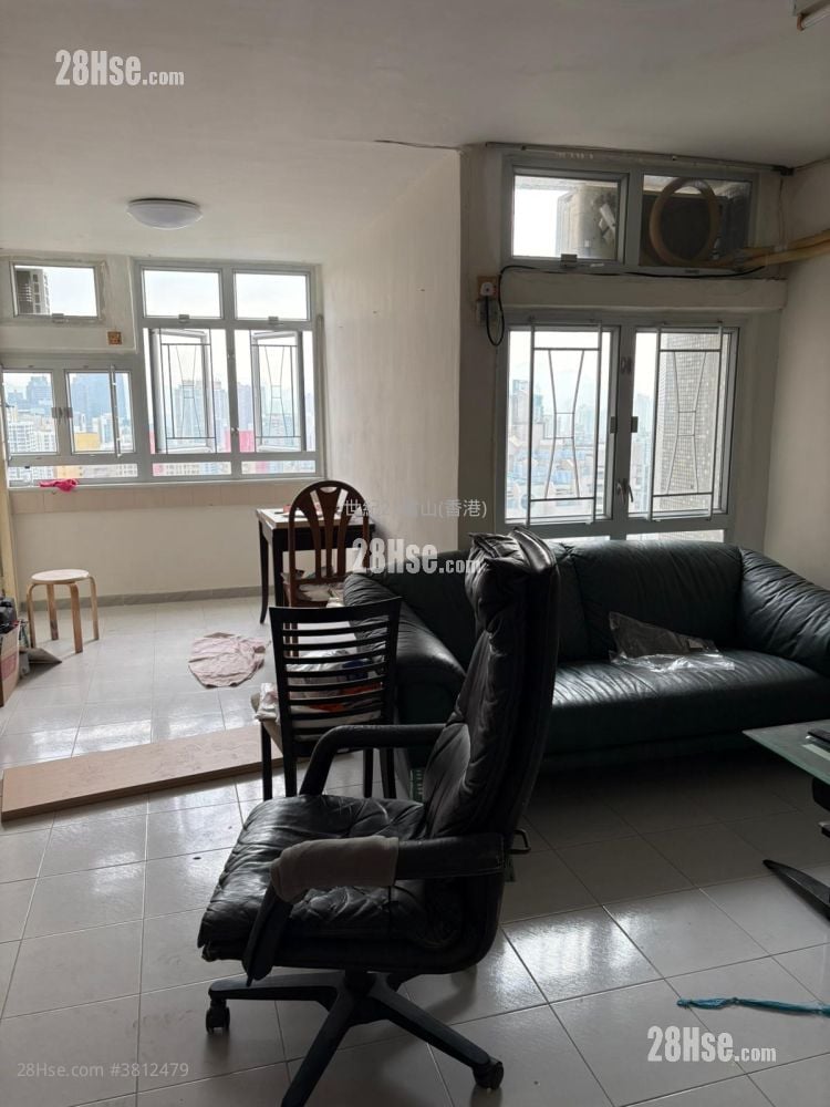 Fung Tak Estate Sell 1 Bedroom , 1 Bathroom 443 ft²